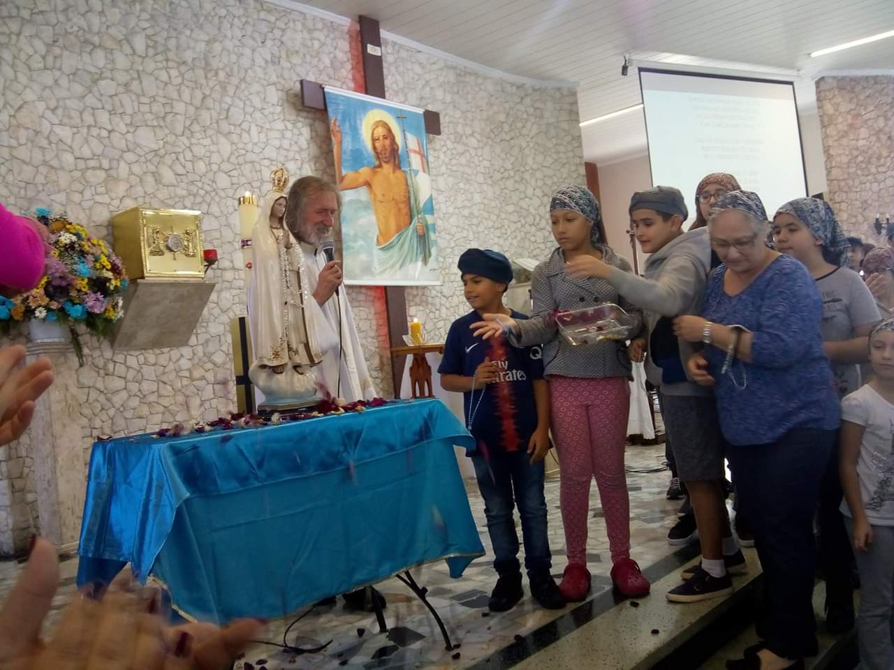 Coroação de Nossa Senhora de Fátima – Catequese