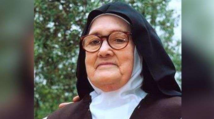 Há 15 anos faleceu Irmã Lúcia de Jesus, uma das videntes de Fátima